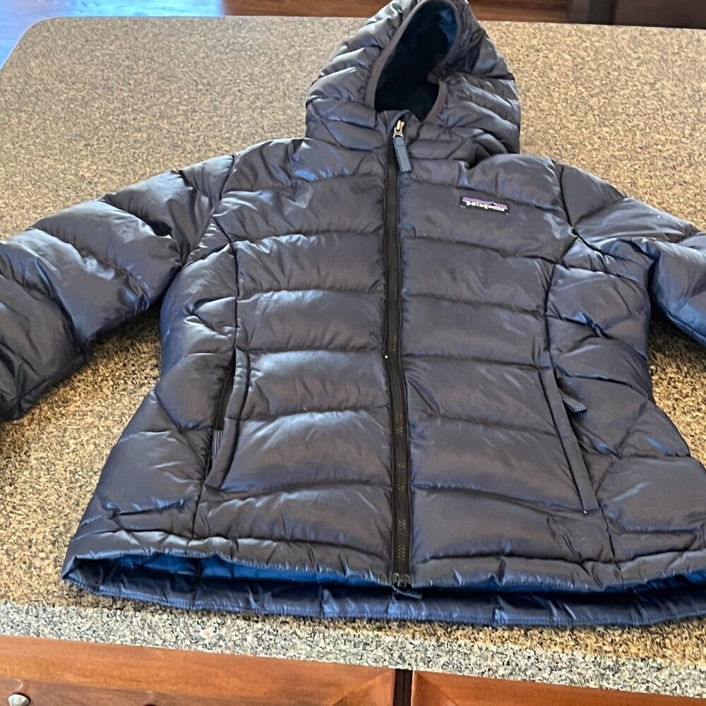 Youth Patagonia Jacket Size Medium (10) Navy Blue